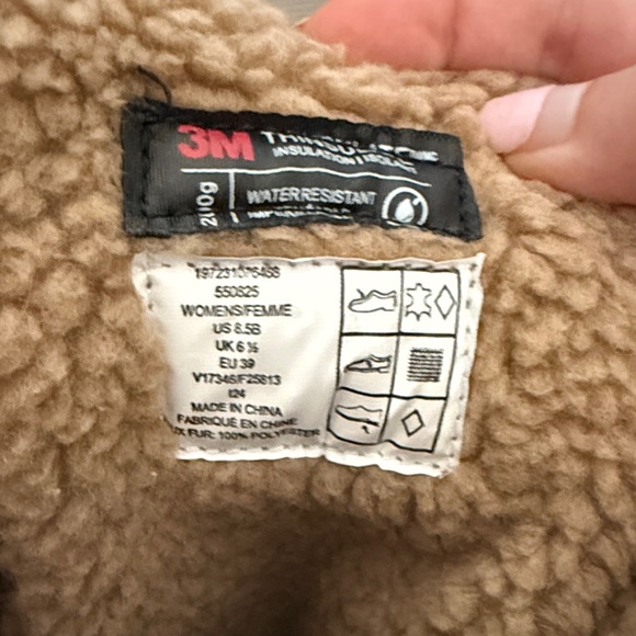 Lands' End Tan and Black Winter Boots - Picture 5 of 14